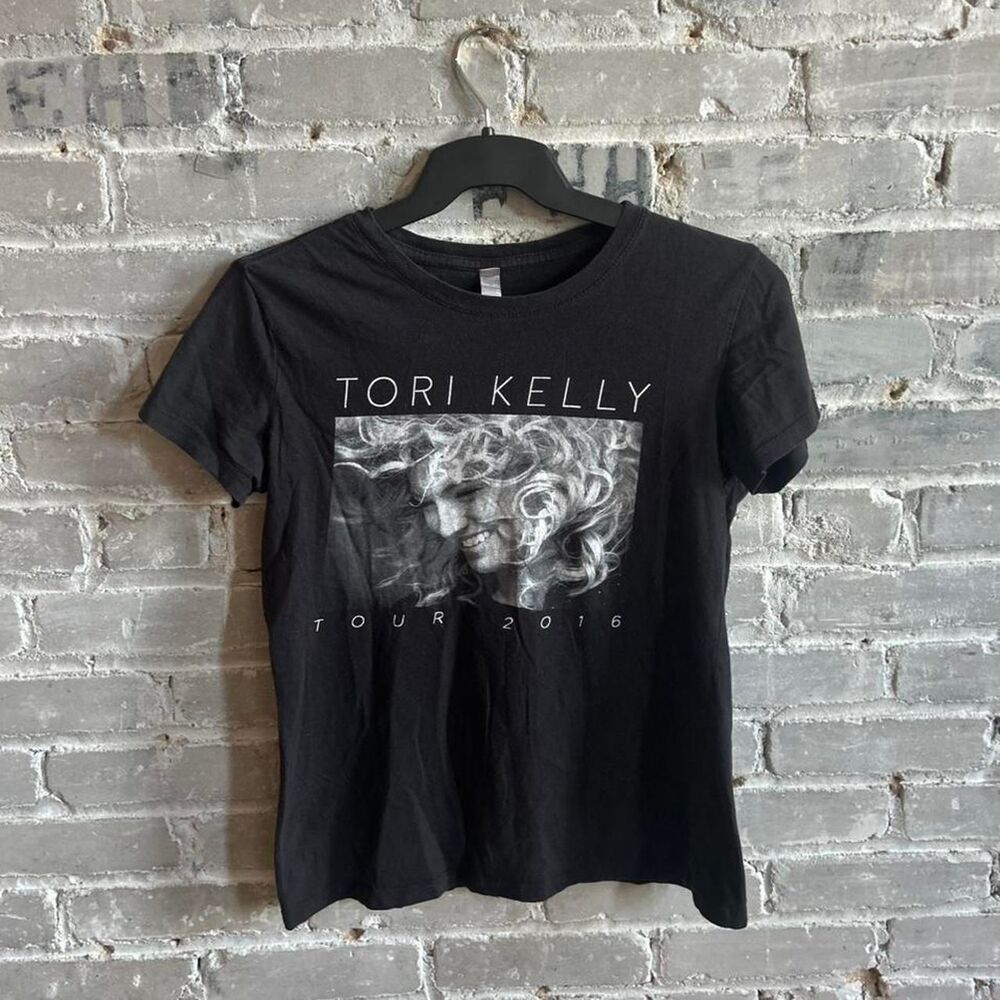 Vintage 2016 Tori Kelly concert tour graphic tee